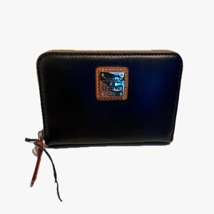 Dooney & Bourke black leather wallet NEW